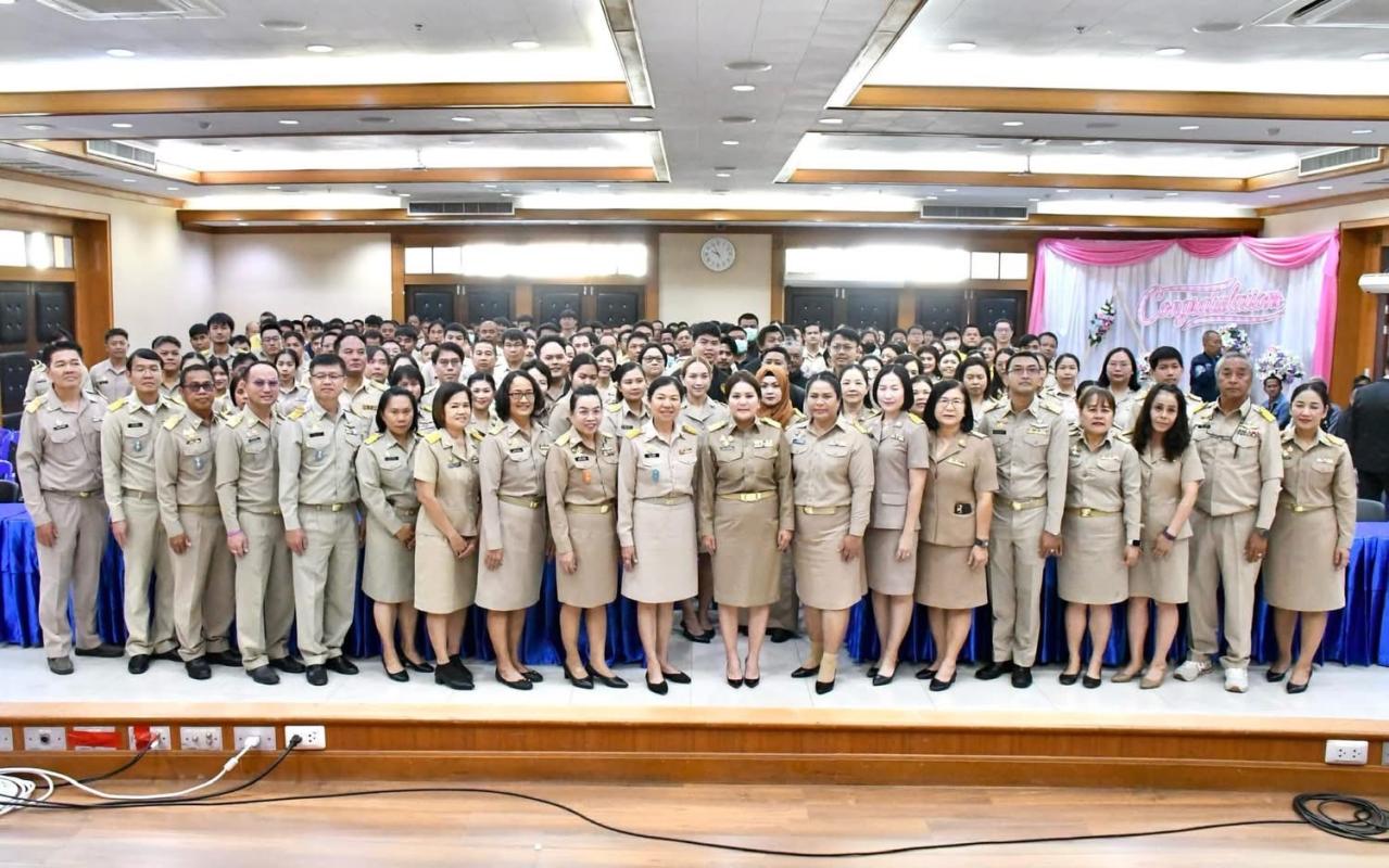 การมอบประกาศผลการเลือกตั้งและแสดงความยินดีกับนายกองค์การบริหารส่วนจังหวัดตาก