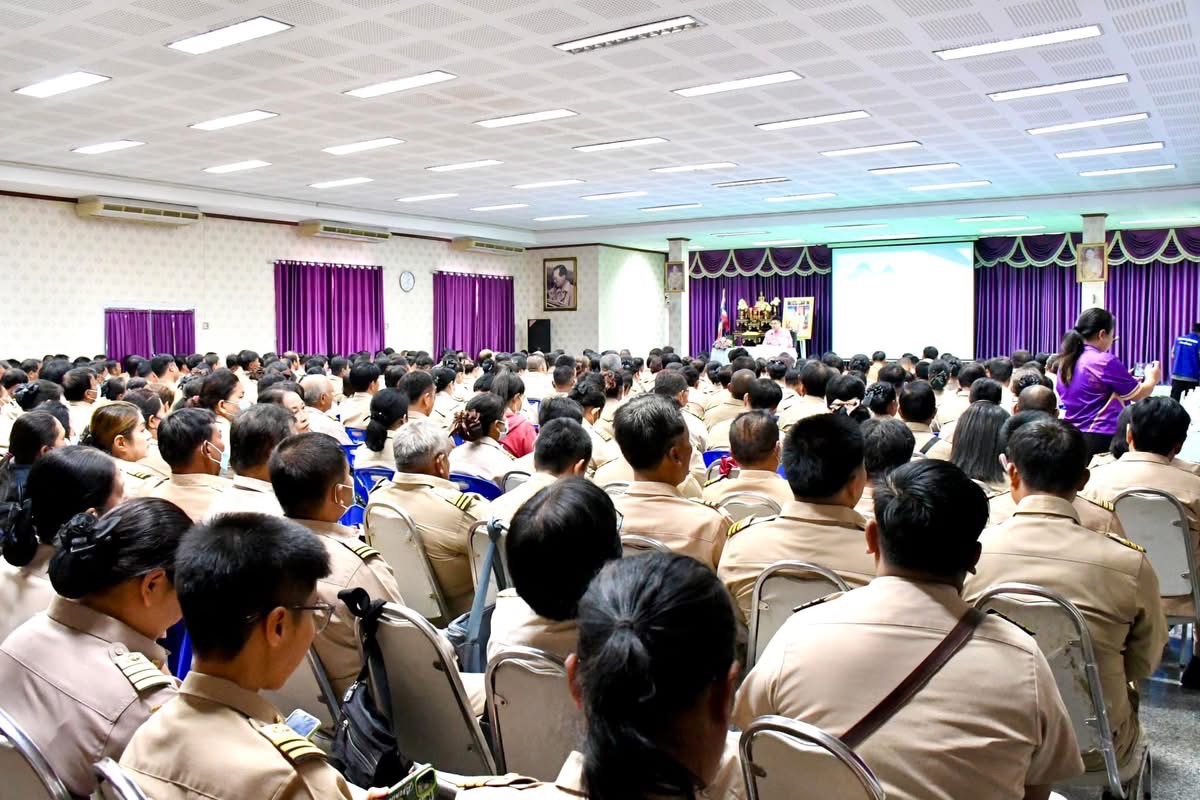 อบจ.ตาก เข้าร่วมการประชุมการนำนโยบายของรัฐบาลและกระทรวงมหาดไทย สู่การปฏิบัติงานในพื้นที่ อ.เมืองตาก และ อ.วังเจ้า จ.ตาก