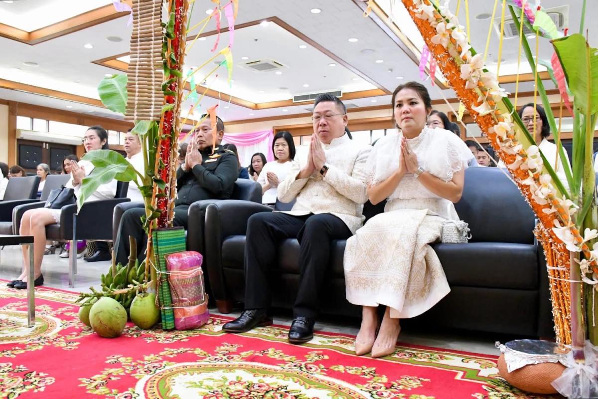 นายก อบจ.ตาก เป็นประธานในพิธีทำบุญองค์การบริหารส่วนจังหวัดตาก
