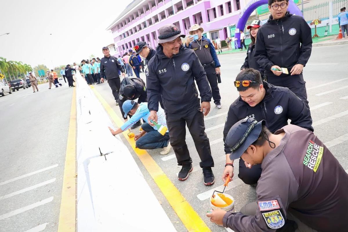 อบจ.ตาก ร่วมกิจกรรมรณรงค์เนื่องใน " วัน ความปลอดภัยของผู้ใช้ถนน " ประจำปี 2568