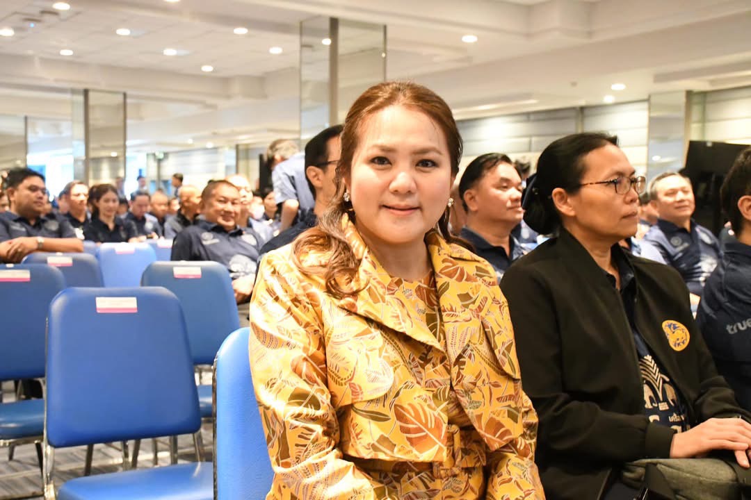 นายก อบจ.ตาก เข้าร่วมรับฟังการบรรยายพิเศษหัวข้อ "แนวทางการพัฒนาจังหวัดบุรีรัมย์ยุคใหม่ ภายใต้ความร่วมมือระหว่างผู้ว่าราชการจังหวัดและองค์การบริหารส่วนจังหวัด"