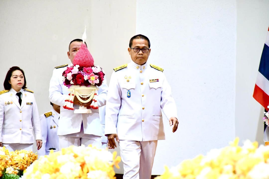 อบจ.ตาก ร่วมพิธีวันพระบาทสมเด็จพระพุทธยอดฟ้าจุฬาโลกมหาราช และวันที่ระลึกมหาจักรีบรมราชวงศ์ ประจำปี 2568