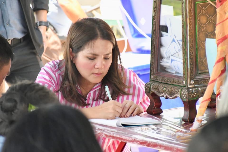 นายก อบจ.ตาก มอบเงินสมทบทุนสร้างศาลาอเนกประสงค์และที่ทำการชมรมผู้สูงอายุ บ้านแม่ปะกลาง ม.2 ต.แม่ปะ อ.แม่สอด จ.ตาก