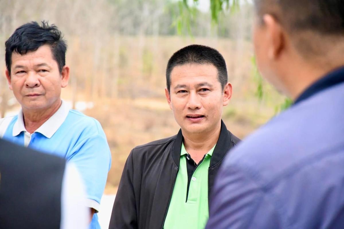 นายก อบจ.ตาก ลงพื้นที่ตรวจติดตามงานปรับปรุงถนนในพื้นที่ ต.ด่านแม่ละเมา เชื่อม ต.พะวอ อ.แม่สอด จ.ตาก