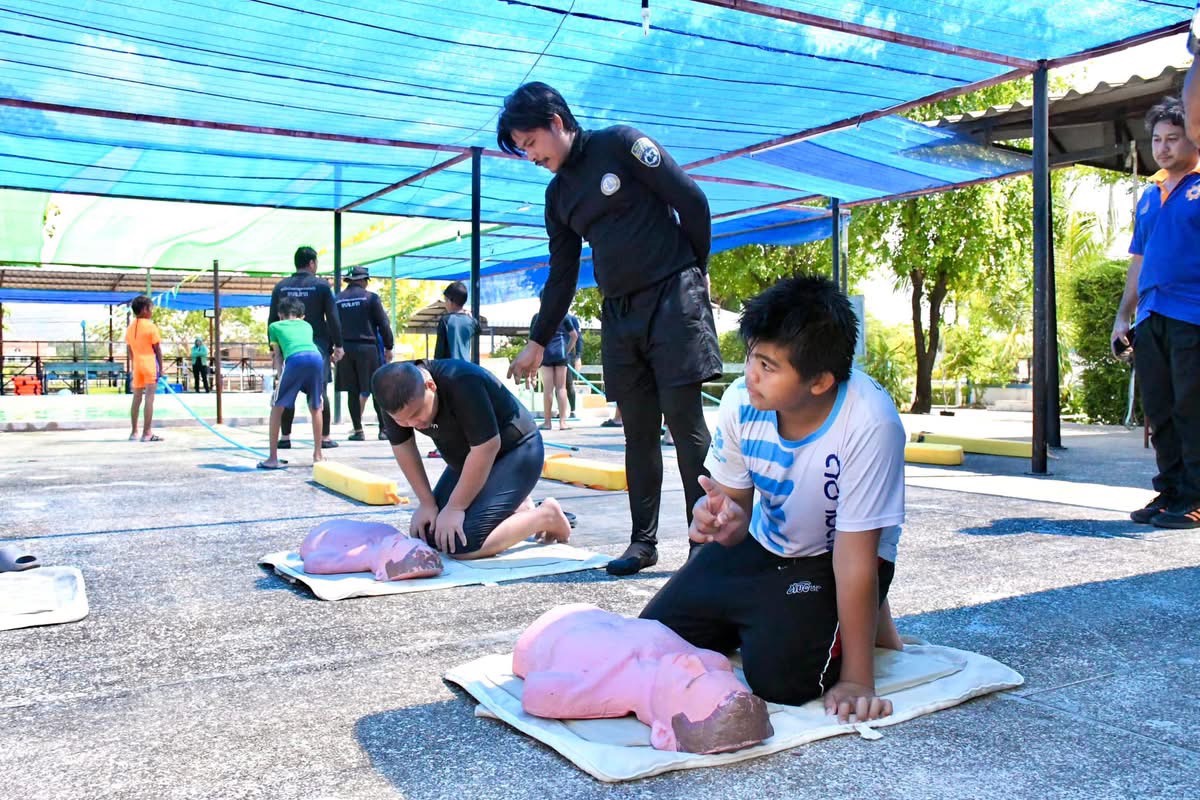 ฝ่ายป้องกันฯ อบจ.ตาก สนับสนุนวิทยากรในโครงการฝึกอบรมทักษะการเอาตัวรอด