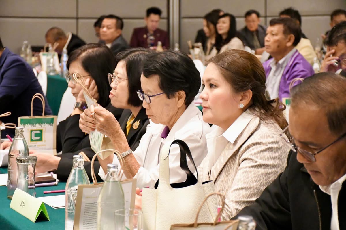 นายก อบจ.ตาก เข้าร่วมโครงการประชุมสัมมนาเชิงวิชาการ "ทิศทางการกระจายอำนาจให้แก่องค์การปกครองส่วนท้องถิ่น ในยุคเปลี่ยนผ่าน"