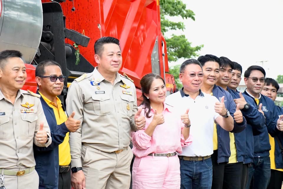 นายก อบจ.ตาก นำทีมงานศึกษาข้อมูลก่อนเดินหน้าโครงการจัดซื้อเครื่องจักรกล