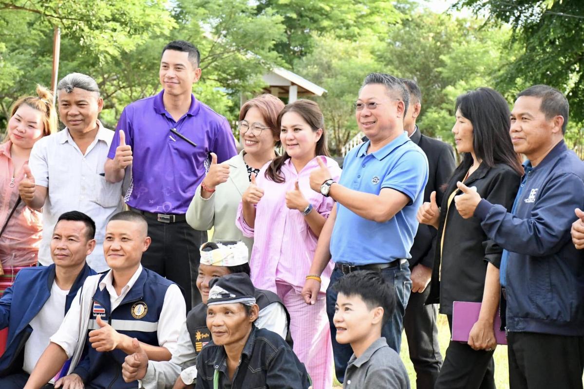นายกองค์การบริหารส่วนจังหวัดตาก นางอัจฉรา ทวีเกื้อกูลกิจ (นายกจอย) นำทีมสำนักช่าง อบจ.ตาก ลงพื้นที่ ตำบลแม่จัน อำเภออุ้มผาง จังหวัดตาก