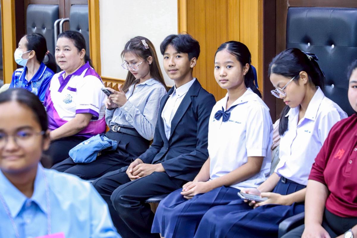 รองนายก อบจ.ตาก เป็นประธานเปิดโครงการ ฝึกอบรมพัฒนาทักษะการพูด อ่าน เขียน ประจำปี 2568