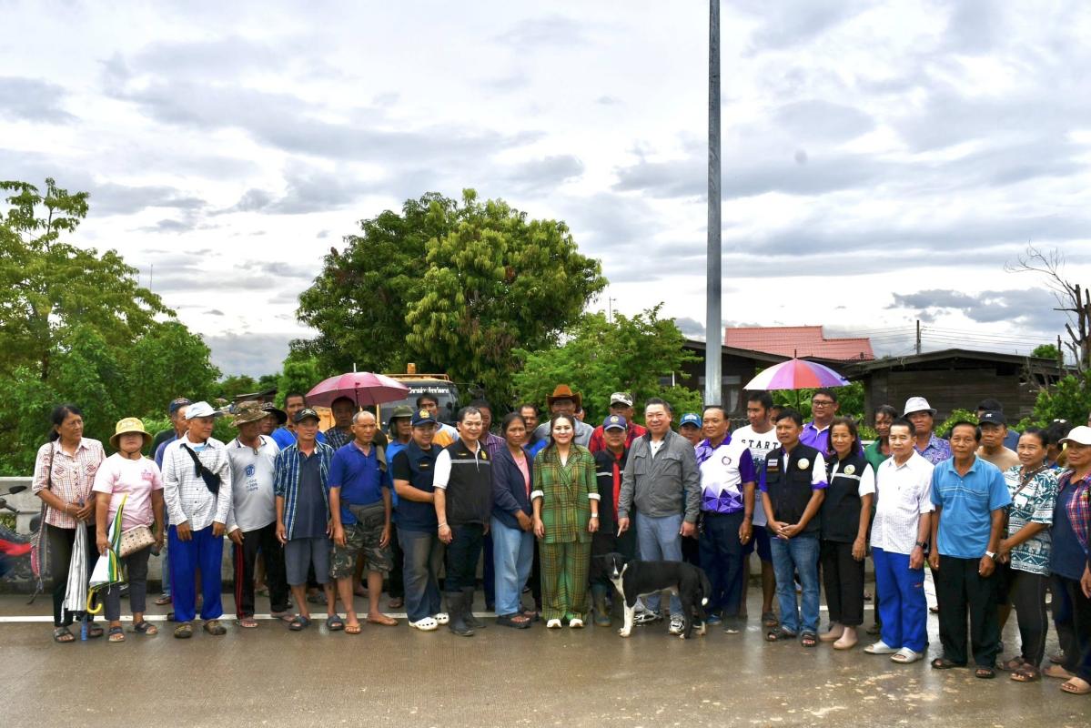 นายกจอย (นายก อบจ.ตาก) ลงพื้นที่ตรวจติดตามโครงการปรับปรุงถนนโดยซ่อมแซมเป็นผิวทางแอสฟัลท์ติกคอนกรีต ในพื้นที่ อ.สามเงา จ.ตาก งบประมาณ 1,350,000 บาท 