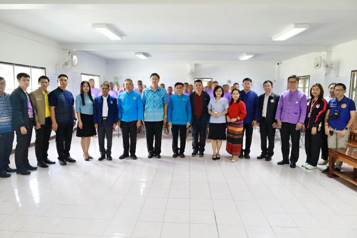 รองนายก อบจ.ตาก ร่วมพิธีปิดโครงการฟื้นฟูสมรรถภาพผู้ติดยาเสพติดแบบ Residential Care