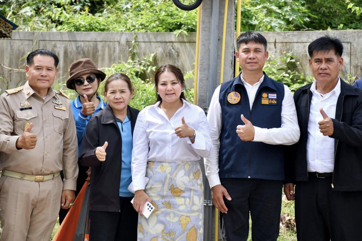 นายกจอย (นายก อบจ.ตาก) ตรวจความเรียบร้อยของโครงการถนนปลอดภัยติดตั้งไฟฟ้าแสงสว่างในพื้นที่ ต.แม่กุ และ ต.แม่ตาว อ.แม่สอด งบประมาณ 494,900 บาท 