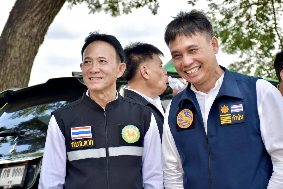 นายกจอย (นายก อบจ.ตาก) ตรวจความเรียบร้อยของโครงการปรับปรุงถนนโดยซ่อมแชมเป็นผิวทางแอสฟัลท์ติกคอนกรีต (Overlay)ในพื้นที่ ต.แม่กุ - ต.แม่ตาว อ.แม่สอด งบประมาณ 1,219,800 บาท 