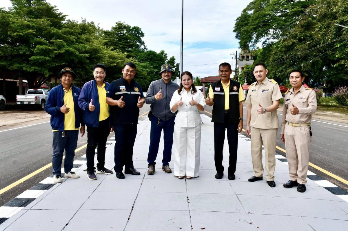 นายกจอย (นายกอบจ.ตาก) ตรวจติดตามโครงการปรับปรุงถนนโดยซ่อมแซมเป็นผิวทางแอสฟัลท์ติกคอนกรีต (Overlay) พื้นที่ อ.แม่สอด - อ.แม่ระมาด งบประมาณ 1,949,000 บาท