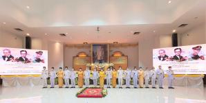 พิธีจุดเทียนเพื่อน้อมรำลึกในพระมหากรุณาธิคุณ พระบาทสมเด็จพระบรมชนกาธิเบศร มหาภูมิพลอดุลยเดชมหาราช บรมนาถบพิตร 