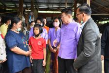 ลงพื้นที่ติดตามและประเมินผลในพื้นที่องค์การบริหารส่วนตำบลโป่งแดง เพื่อติดตามและประเมินประเมินผลการขอรับเงินสนับสนุนโครงการปรับสภาพแวดล้อมที่อยู่อาศัยสำหรับคนพิการที่ยากไร้และมีความจำเป็นต้องได้รับการฟื้นฟูสมรรถภาพ ประจำปีงบประมาณ พ.ศ.2563