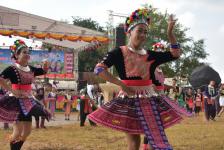 ร่วมพิธีเปิดงานสืบสานประเพณีปีใหม่ม้ง อำเภอพบพระ ประจำปีงบประมาณ 2564