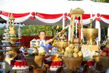 พิธีบวงสรวงดวงพระวิญญาณสมเด็จพระเจ้าตากสินมหาราช เนื่องในวันคล้ายวันปราบดาภิเษกขึ้นเป็นพระมหากษัตริย์ของสมเด็จพระเจ้าตากสินมหาราช 