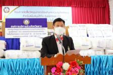 นายก อบจ.ตาก นำทีมลงพื้นที่ส่งมอบวัสดุอุปกรณ์ทางการแพทย์ ณ อำเภอท่าสองยาง จังหวัดตาก