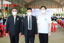นายกณัฐวุฒิ และ สส.ธนัสถ์ ร่วมต้อนรับ นายกรัฐมนตรีที่สุโขทัย พร้อมรายงานปัญหาน้ำท่วมจังหวัดตากและหารือแนวทางแก้ไข