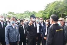 นายกณัฐวุฒิ และ สส.ธนัสถ์ ร่วมต้อนรับ นายกรัฐมนตรีที่สุโขทัย พร้อมรายงานปัญหาน้ำท่วมจังหวัดตากและหารือแนวทางแก้ไข