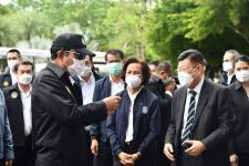 นายกณัฐวุฒิ และ สส.ธนัสถ์ ร่วมต้อนรับ นายกรัฐมนตรีที่สุโขทัย พร้อมรายงานปัญหาน้ำท่วมจังหวัดตากและหารือแนวทางแก้ไข