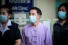 นายก อบจ.ตาก นำวัคซีน Moderna (รอบแรก) ลงพื้นที่ฉีดให้กับประชาชนกลุ่มเปราะบาง ในพื้นที่อำเภอสามเงา จังหวัดตาก