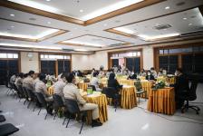นายก อบจ.ตาก เป็นประธานการประชุมหัวหน้าส่วนราชการ เพื่อติดตามและเร่งรัดให้เป็นไปตามแผนการดำเนินงานไตรมาสแรกของปี