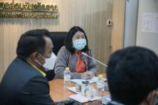 เข้าร่วมรับฟัง การนำเสนอรายละเอียด เทคโนโลยีด้านการสื่อสาร ที่สามารถนำมาใช้ในการบริหารจัดการองค์กร การประชาสัมพันธ์ การวางระบบควบคุมต่างๆ