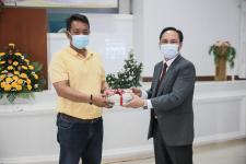 รองนายกองค์การบริหารส่วนจังหวัดตาก เป็นประธานในพิธีเปิดโครงการฝึกอบรมส่งเสริมให้ความรู้ด้านการปฏิบัติตามหลักศาสนาคริสต์ในเขตพื้นที่จังหวัดตาก ประจำปีงบประมาณ พ.ศ. 2565 (รุ่นที่ 2)