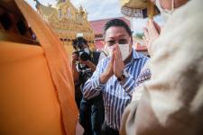 องค์การบริหารส่วนจังหวัดตาก ได้สนับสนุนงบประมาณในการจัดงาน จำนวน 50,000 บาท เพื่อบำรุงรักษา สืบสาน ศิลปะจารีตประเพณี และวัฒนธรรมอันดีของท้องถิ่นที่มีความสำคัญต่อวิถีชีวิตประชาชนในท้องถิ่น
