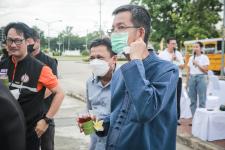 นายกองค์การบริหารส่วนจังหวัดตาก ในฐานะผู้อำนวยการอุทยานธรณีไม้กลายเป็นหินตาก ร่วมงานแถลงข่าวเตรียมจัดงาน “บันทึกสถิติโลก ไม้กลายเป็นหินที่ยาวที่สุดในโลก”