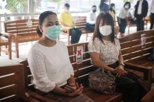 นายก อบจ.ตากนำทีม ร่วมทำบุญถวายเทียนจำนำพรรษา สืบสานประเพณีและทำนุบำรุงพระพุทธศาสนา