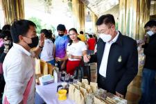 นายกองค์การบริหารส่วนจังหวัดตาก ร่วมงาน "มหัศจรรย์กาแฟดี จังหวัดตาก " TAK Exotic Coffee Championship Thailand 2022 ซึ่งจัดขึ้นระหว่างวันที่ 20 - 21 สิงหาคม 2565