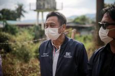 ว่าที่ ดร.ฑีฆะพล ทวีเกื้อกูลกิจ รองนายกองค์การบริหารส่วนจังหวัดตาก พร้อมด้วยคณะผู้บริหาร และเจ้าหน้าที่สำนักช่าง ลงพื้นที่ตรวจติดตามการแก้ปัญหาแม่น้ำวังล้นตลิ่ง กัดเซาะถนนขาด สายทางที่ ตก.ถ. 1-0014. บ้านวังไคร้ - บ้านสองแคว อำเภอสามเงา