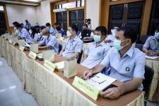 นายกองค์การบริหารส่วนจังหวัดตาก เป็นประธานเปิดการประชุมร่วม เพื่อเตรียมการถ่ายโอนภารกิจให้กับองค์การบริหารส่วนจังหวัด ของสถานีอนามัยเฉลิมพระเกียรติและโรงพยาบาลส่งเสริมสุขภาพตำบล 18 แห่ง