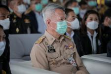 ายกองค์การบริหารส่วนจังหวัดตาก พร้อมด้วย ว่าที่ ดร.ฑีฆะพล ทวีเกื้อกูลกิจ รองนายกองค์การบริหารส่วนจังหวัดตาก ร่วมต้อนรับ พลเอกประวิตร วงษ์สุวรรณ รองนายกรัฐมนตรี และคณะ 
