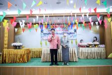 องค์การบริหารส่วนจังหวัดตากจัดพิธีรดน้ำดำหัวและขอพร เนื่องในโอกาสประเพณีวันสงกรานต์ ประจำปี 2566 