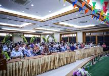 องค์การบริหารส่วนจังหวัดตากจัดพิธีรดน้ำดำหัวและขอพร เนื่องในโอกาสประเพณีวันสงกรานต์ ประจำปี 2566 