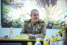 นายกองค์การบริหารส่วนจังหวัดตาก ร่วมให้การต้อนรับ พลเรือเอก พงษ์เทพ หนูเทพ องคมนตรีพร้อมด้วยคณะ และร่วมประชุม รับฟังการบรรยายสรุปสถานการณ์อุทกภัยในพื้นที่อำเภอสามเงา