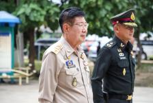 นายกองค์การบริหารส่วนจังหวัดตาก ร่วมให้การต้อนรับ พลเรือเอก พงษ์เทพ หนูเทพ องคมนตรีพร้อมด้วยคณะ และร่วมประชุม รับฟังการบรรยายสรุปสถานการณ์อุทกภัยในพื้นที่อำเภอสามเงา