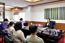 ข้าราชการ ที่โอน-ย้าย เข้ามาในสังกัดองค์การบริหารส่วนจังหวัดตาก จำนวน  12 คน เข้ารายงานตัวและรับมอบนโยบายจาก นายณัฐวุฒิ ทวีเกื้อกูลกิจ นายกองค์การบริหารส่วนจังหวัดตาก 