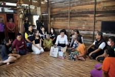 นายกองค์การบริหารส่วนจังหวัดตาก ลงพื้นที่มอบบ้านให้แก่ผู้พิการ ผู้สูงอายุ ตามโครงการปรับปรุงบ้านให้แก่ผู้พิการ ผู้สูงอายุ ในเขตตำบลวังประจบ ประจำปีงบประมาณ พ.ศ.2566