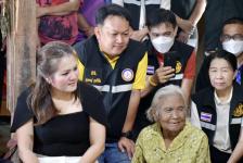 นายกองค์การบริหารส่วนจังหวัดตาก ลงพื้นที่มอบบ้านให้แก่ผู้พิการ ผู้สูงอายุ ตามโครงการปรับปรุงบ้านให้แก่ผู้พิการ ผู้สูงอายุ ในเขตตำบลวังประจบ ประจำปีงบประมาณ พ.ศ.2566