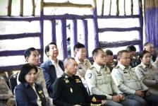 นายกองค์การบริหารส่วนจังหวัดตาก ร่วมให้การต้อนรับ นายพลากร สุวรรณรัฐ องคมนตรี ประธานอนุกรรมการติดตามและขับเคลื่อนโครงการอันเนื่องมาจากพระราชดำริพื้นที่ภาคเหนือ