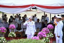 นายกองค์การบริหารส่วนจังหวัดตาก เข้าร่วมพิธีถวายสักการะพระบรมราชานุสาวรีย์ สมเด็จพระเจ้าตากสินมหาราช เนื่องในวันคล้ายวันสถาปนาค่ายพระเจ้าตาก (ครบรอบ 54 ปี) 