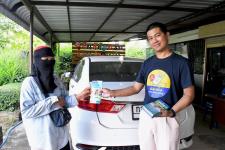 ฝ่ายประชาสัมพันธ์ อบจ.ตาก บุกตลาดนัดข้างโรงพยาบาลสามเงา!!!