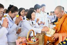 อบจ.ตาก เข้าร่วมพิธีทำบุญตักบาตรและพิธีวางพานพุ่ม วันพ่อแห่งชาติ 5 ธันวาคม
