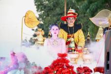 ภาพบรรยากาศ ขบวนเทิดพระเกียรติสมเด็จพระเจ้าตากสินมหาราช 