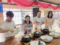องค์การบริหารส่วนจังหวัดตาก ร่วมทำบุญตักบาตร